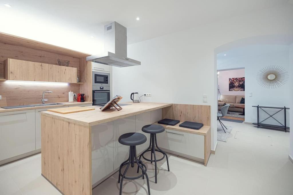 Ideal For Families & Mid-term-stays Appartamento