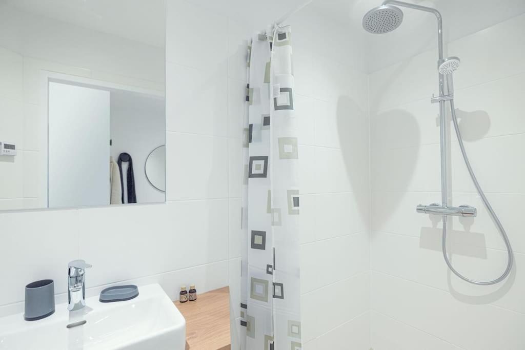 Appartamento Ideal For Families & Mid-term-stays